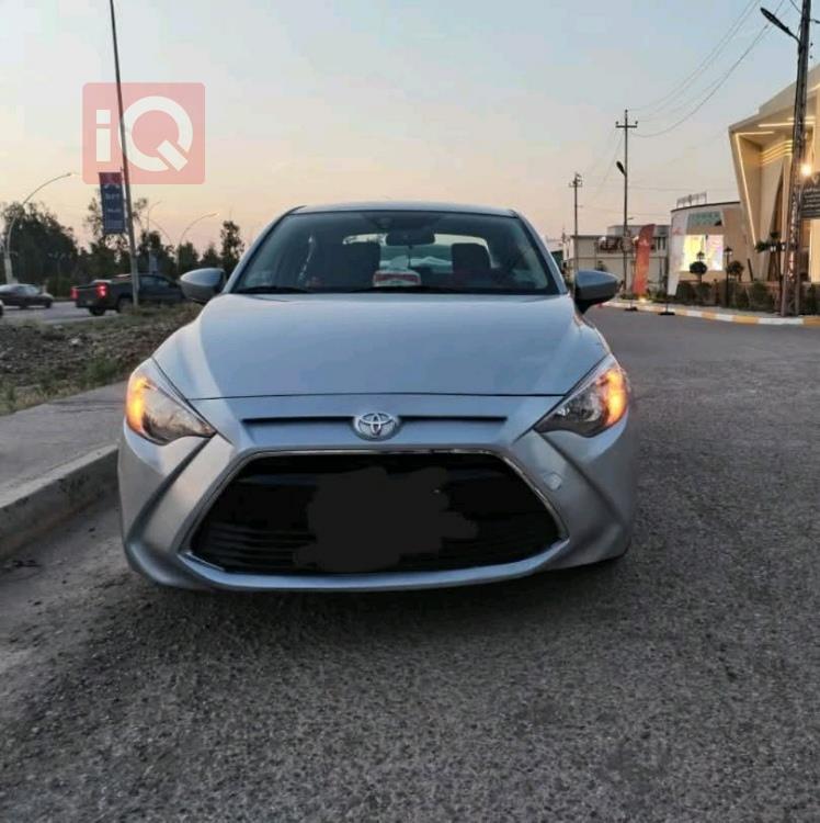 تۆیۆتا یارس